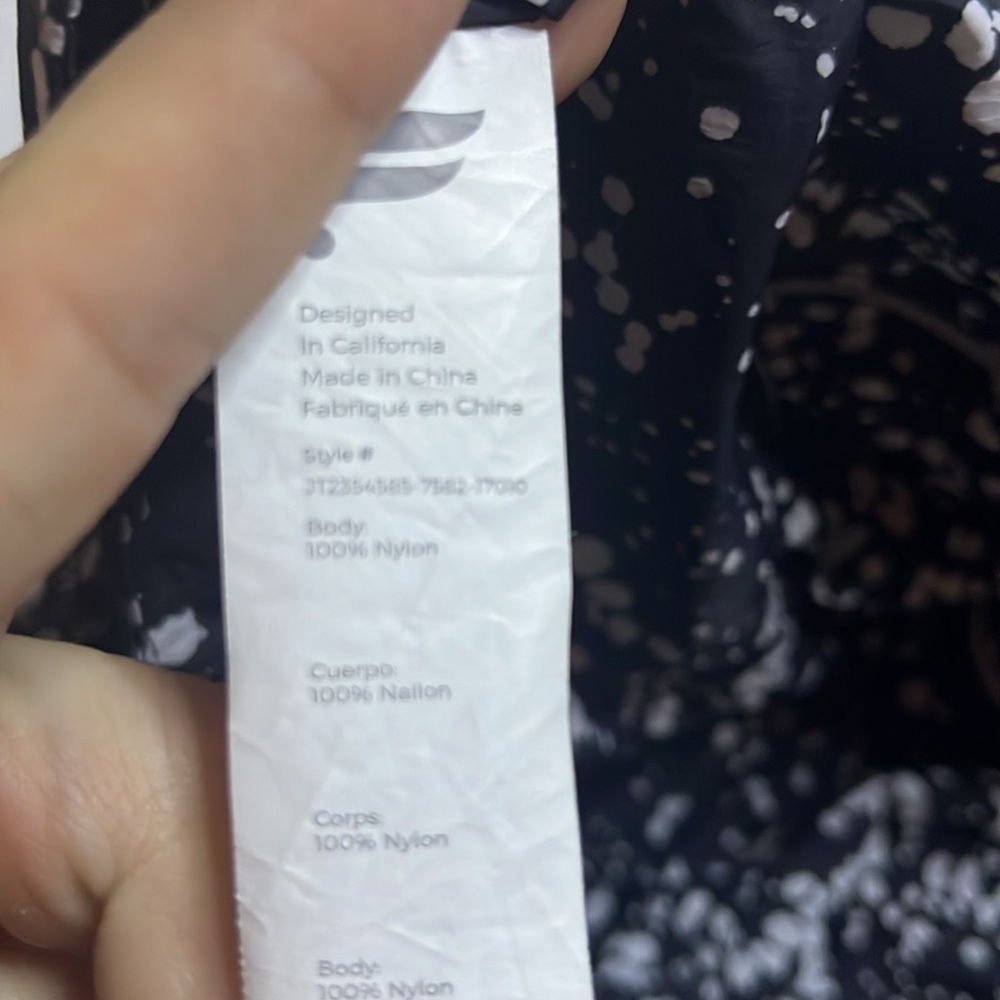 Fabletics Lightweight Jacket - Picture 11 of 12